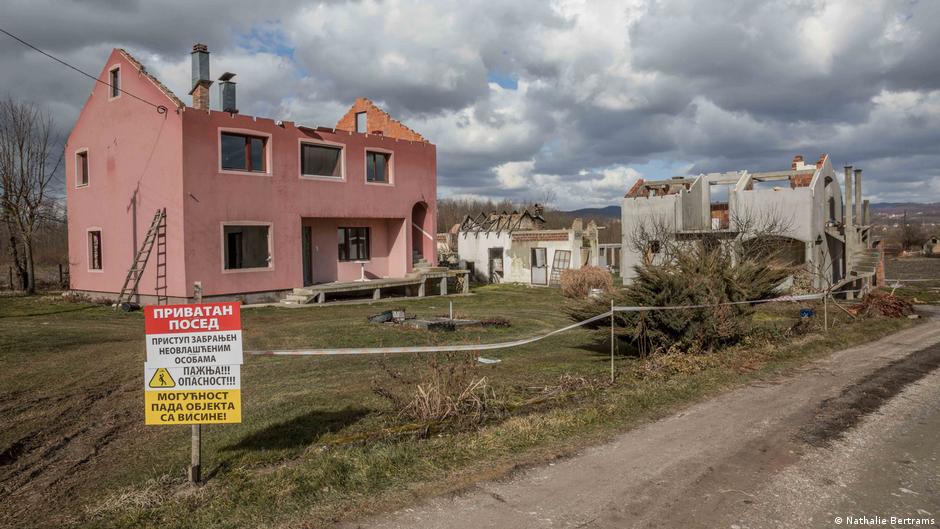 Lithium, Geld, Politik: Ein Dorf in Serbien kämpft gegen ein Bergwerk