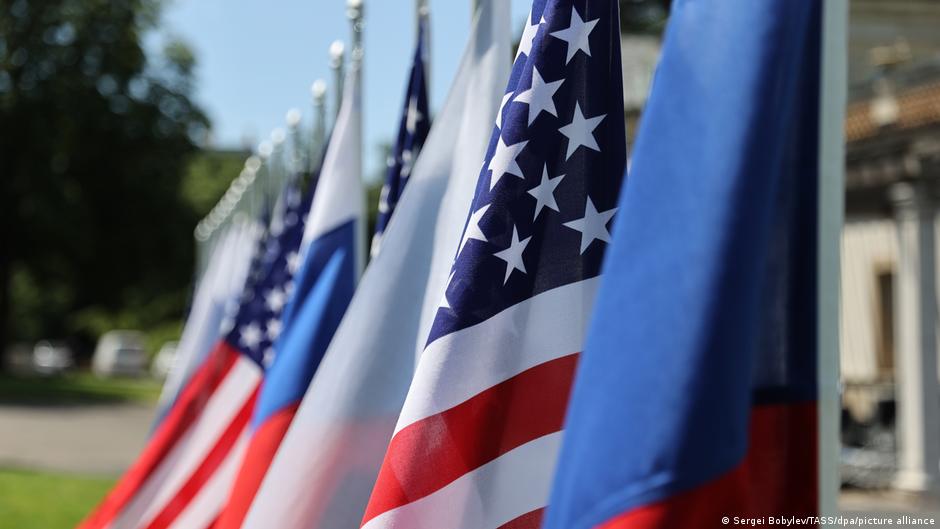Саміт на Алясці: США тимчасово послабили санкції проти Росії
