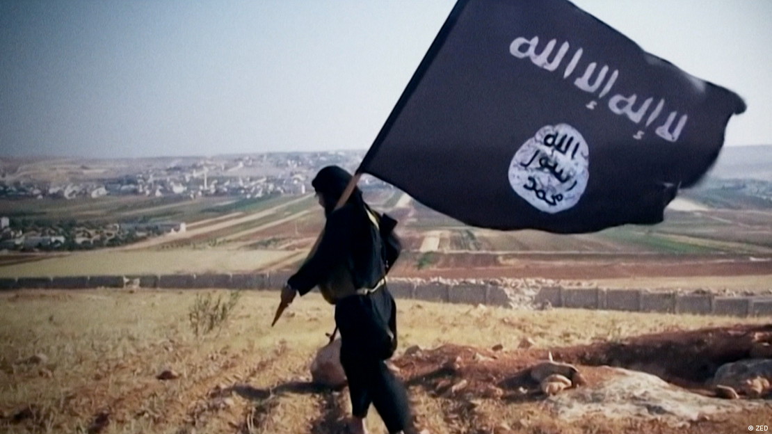 Um membro do grupo terrorista Estado Islâmico no Iraque