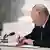 Руският президент Владимир Путин подписва декрета за признаването на т.нар. Луганска и Донецка народни републики