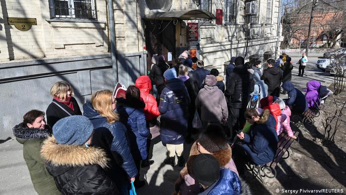 Russland Taganrog | Ankunft von Evakuierten aus Separatistengebieten in der Ukraine Russland Taganrog | Ankunft von Evakuierten aus Separatistengebieten in der Ukraine