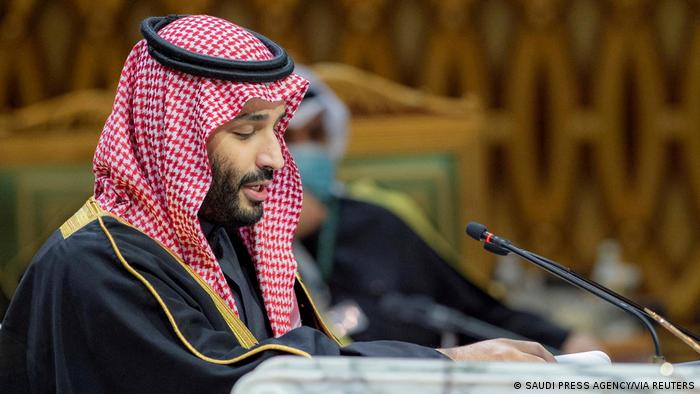 Ο σαουδάραβας πρίγκιπας διάδοχος Μοχάμεντ Μπιν Σαλμάν
