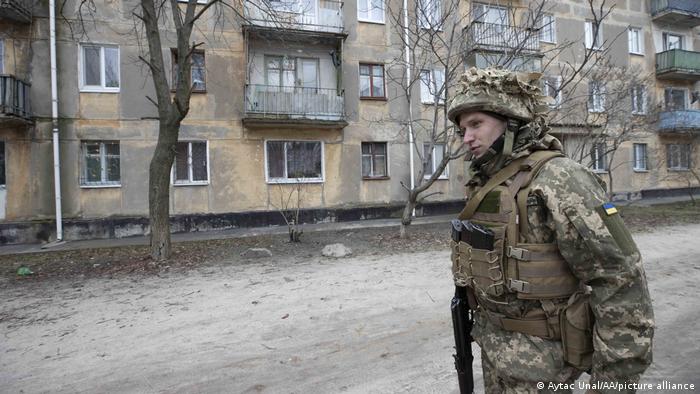 Un soldado ucraniano en la región de Lugansk.