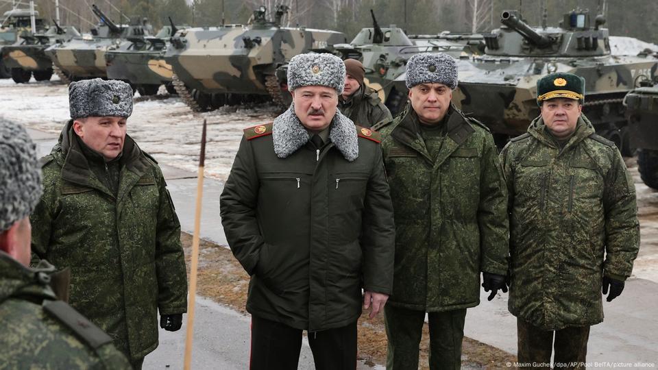 Guerra faz Rússia se afastar da Armênia, que aceita até prender Putin