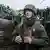 انفصاليون موالون لروسيا في خط المواجهة في شرق أوكرانيا بإقليم دونيتسك. (10.02.2022)
