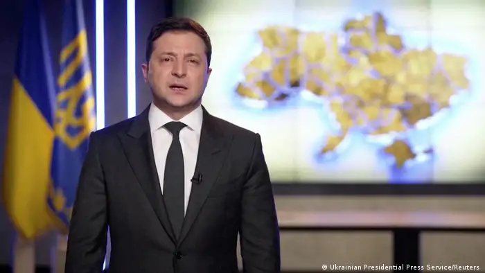 2022年2月24日，乌克兰泽连斯基总统用俄语发表电视讲话
