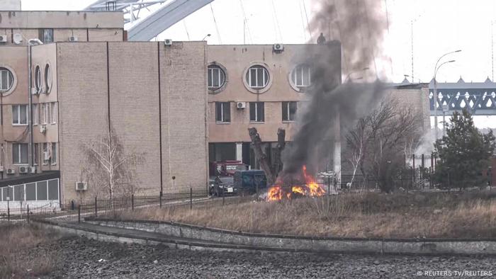 Ukraine Kiew Verteidigungsministerium Rauch Feuer 