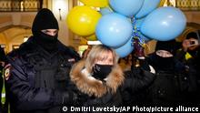 Комментарий: Антивоенные митинги в РФ - протест последней надежды