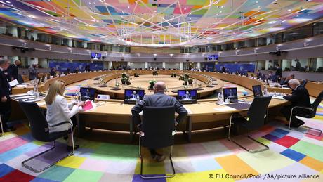 EU: No new sanctions against Russia yet