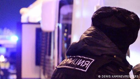 Когато излиза на протест в Москва Светлана застава в средата