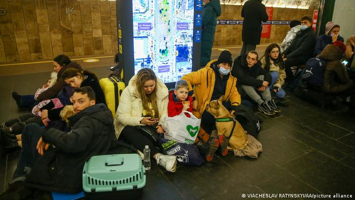 Mulţi kieveni îşi petrec noaptea în staţiile de metrou 