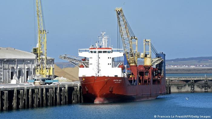 کشتی باری روسی که توسط فرانسه متوقف شده است