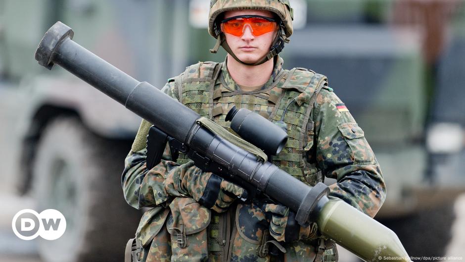 Eine Wende in der deutschen Politik.  Berlin schickt Waffen aus Arsenalen der Bundeswehr in die Ukraine |  Deutschland – aktuelle deutsche Politik.  DW Nachrichten auf Polnisch |  DW