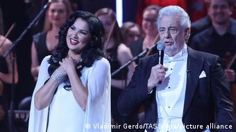 Στα 50ά της γενέθλια στη Μόσχα με τον τενόρο Πλάθιντο Ντομίνγκο