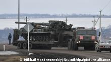 8128381 28.02.2022 *******
A military truck carrying a 2S7 Pion self-propelled heavy artillery gun drives along a road near the border between Russia and Ukraine in Belgorod region, Russia. On February 24 Russian President Vladimir Putin announced a military operation in Ukraine following recognition of independence of breakaway Donetsk and Luhansk republics. Mikhail Voskresenskiy / Sputnik