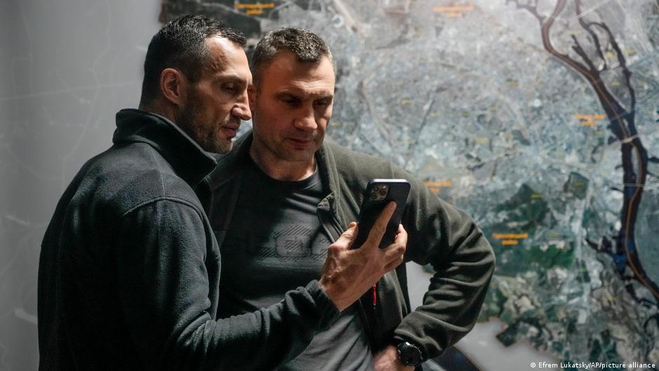 Tech firms provide free internet for Ukrainians