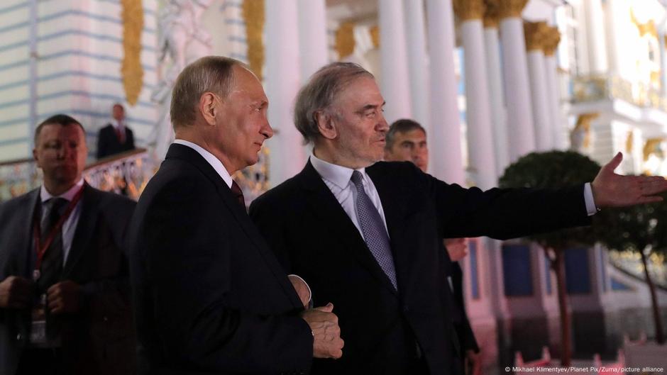 Vladimir Putin i dirigent Valeri Gergijev 25. maj 2018. na kulturnoj manifestaciji u Carskom selu kod Sankt Peterburga