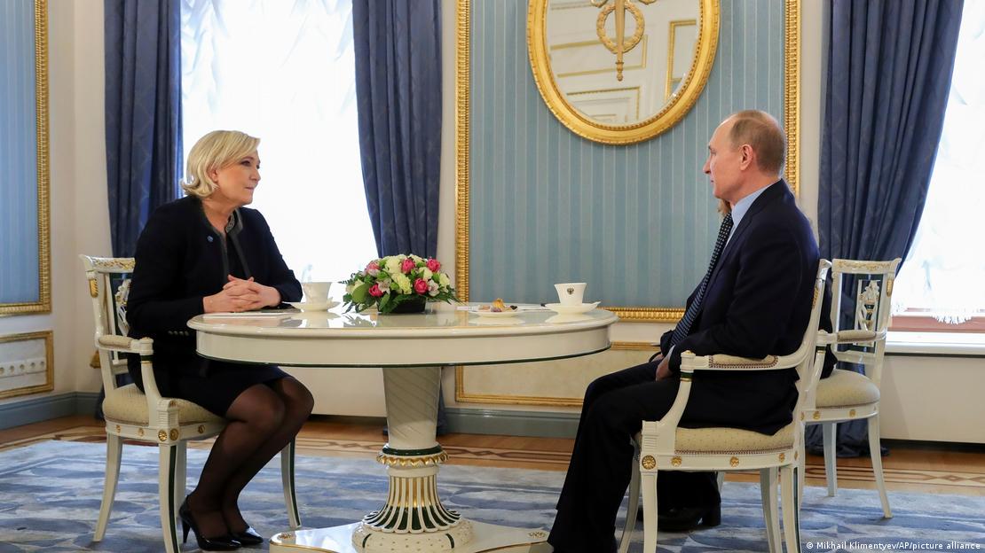 Russland l Französische Präsidentschaftskandidatin Marine Le Pen im Kreml 2017