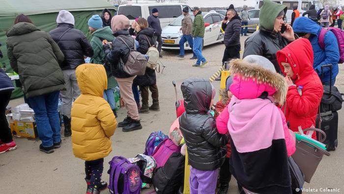 Unter den ukrainischen Flüchtlingen, die im moldauischen Grenzort Palanca ankommen, sind auch viele Kinder 