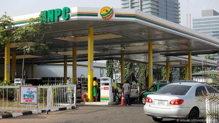 Nigeria Tankstelle in Abuja 
