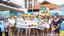 Aksi Damai Warga Negara Ukraina dan Rusia di Bali Menentang Invasi Rusia 