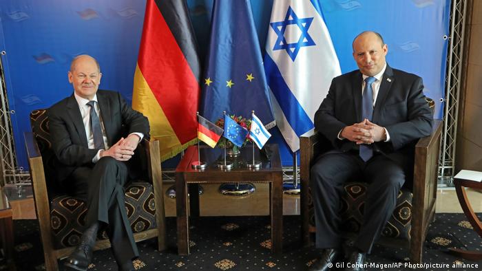 Chanceler alemão Olaf Scholz e chefe de governo israelita Naftali Bennett