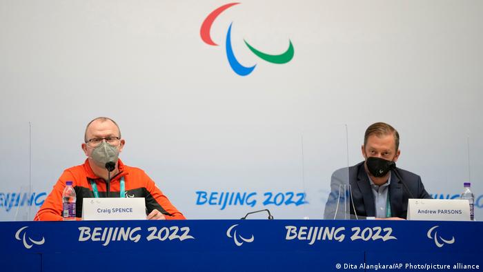 China Peking |Paralympics | Pressekonferenz zu Ausschluss Russlands | Andrew Parsons und Craig Spence