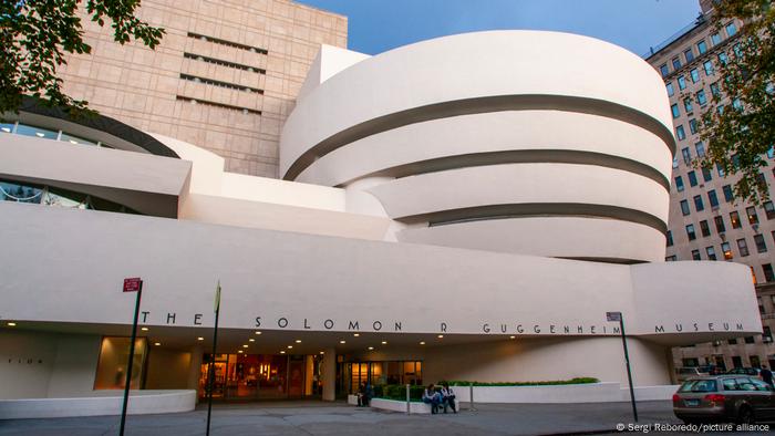 Außenansicht des Guggenheim Museums in New York