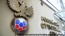 DIESES FOTO WIRD VON DER RUSSISCHEN STAATSAGENTUR TASS ZUR VERFÜGUNG GESTELLT. [MOSCOW, RUSSIA - MARCH 4, 2022: The logo of the Russian Football Union is seen at the RFU headquarters. FIFA and UEFA have agreed to ban Russia's national teams and clubs from international competitions, including the forthcoming Qatar 2022 World Cup, in connection with the military operation in Ukraine. The Russian Football Union has confirmed its plan to appeal to the Court of Arbitration for Sport. Mikhail Tereshchenko/TASS]