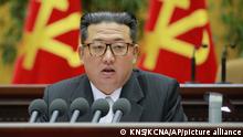 كوريا الشمالية تعلن عن أول الإصابات بكورونا وتفرض إغلاقا صارما