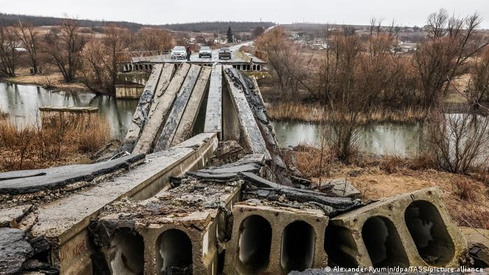 Un puente destruido en Volnavaja.