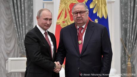 Vladimir Putin with Alisher Usmanov