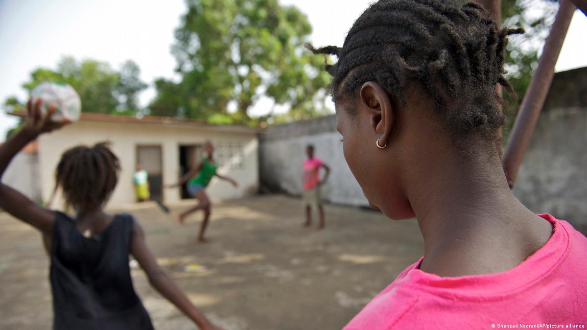 School Girl Ki Gangrep Sexy Videos - Nigerian rape survivors own their voices â€“ DW â€“ 03/08/2022