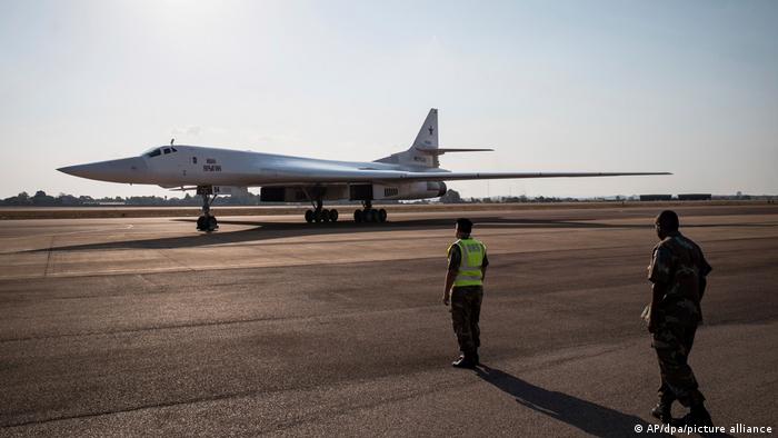 Russischer Tu-160-Bomber in Pretoria (23.10.2019)