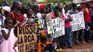 A group of people at a pro-Russia demonstration in the Central African Republic in March 2022