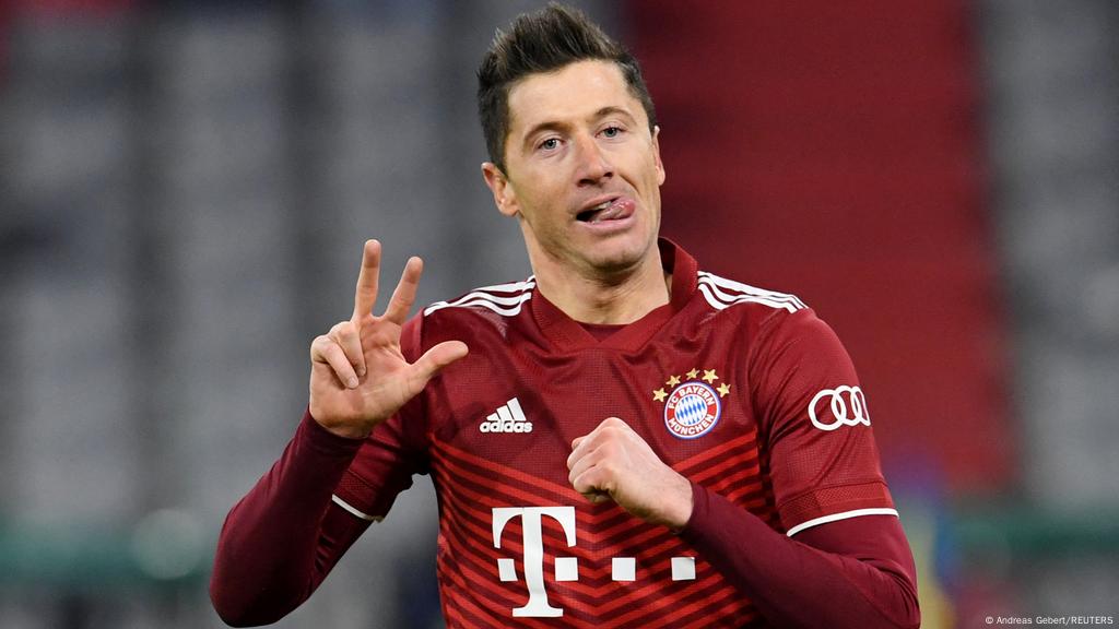 Robert Lewandowski to leave Bayern Munich for Barcelona | Sports | German football and major international sports news | DW | 16.07.2022
