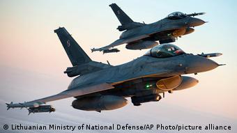 乌克兰还在寻求获得F16等西方战斗机