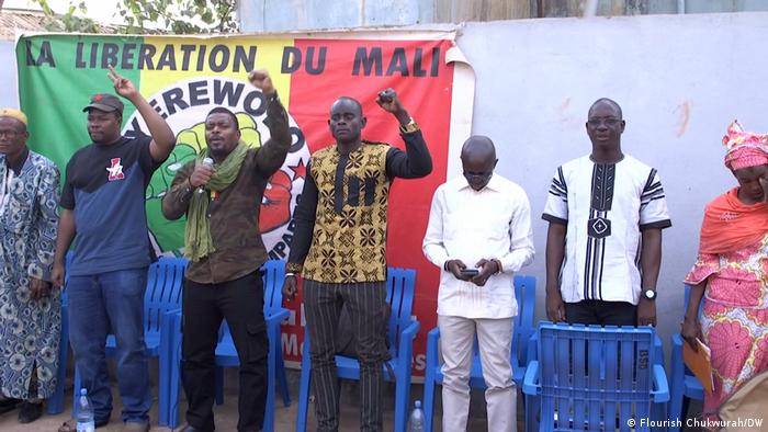 Des manifestations ont eu lieu en début d'année, en soutien à l'armée du Mali