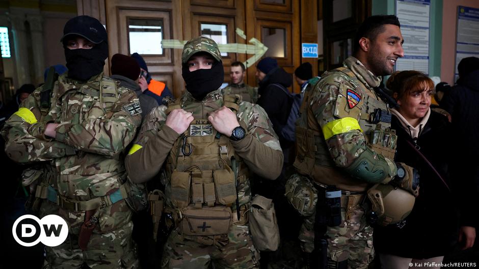Auf in den Krieg: Ausländische Kämpfer in der Ukraine