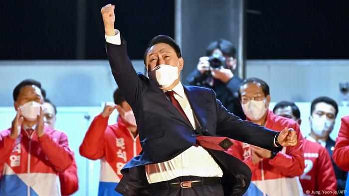 Südkorea | Präsidentschaftswahlen | Yoon Suk-yeol wird neuer Präsident Südkorea | Präsidentschaftswahlen | Yoon Suk-yeol wird neuer Präsident