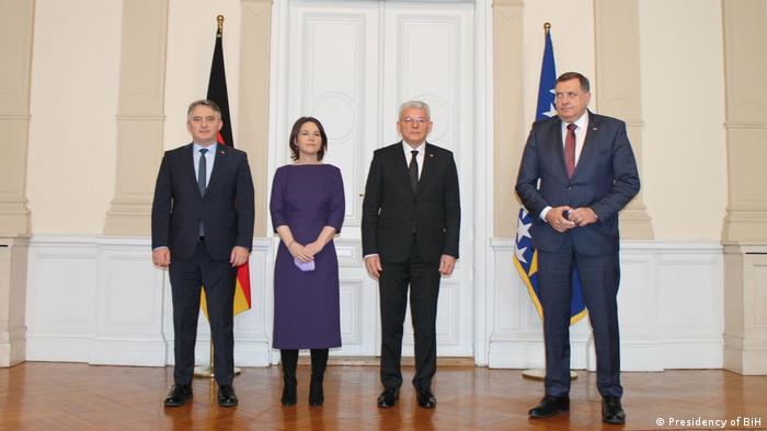 Annalena Baerbock s članovima Predsjedništva BiH Komšićem, Džaferovićem i Dodikom