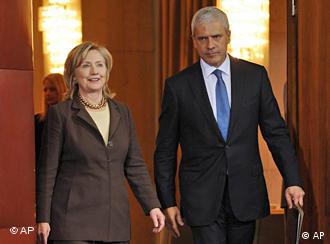 Serbian President Boris Tadic and US Secretary of State Hillary Clinton