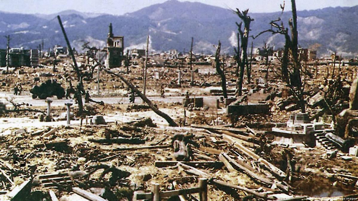 Nakajima-cho district days after the atomic bombing of 1945, and the location of the Peace Memorial Park. Hiroshima, Japan