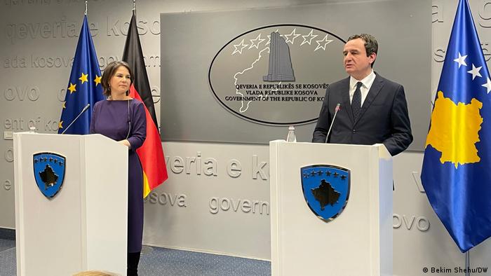Kosovo Außenministerin Annalena Baerbock & Albin Kurti bei einer Pressekonferenz in Pristina