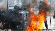 Argentina reporta disturbios en protestas contra el acuerdo con FMI