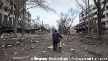 ++Rusia invade Ucrania: casi 2.200 personas han muerto por ataques rusos en Mariúpol++