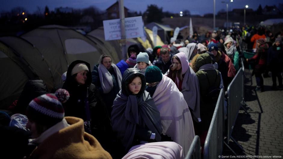 Ukrainische Flüchtlinge an der Grenze zu Polen