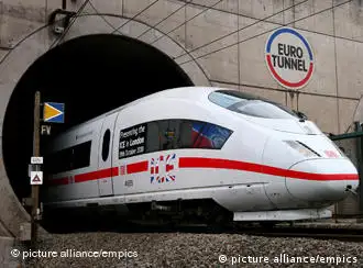 德国国际高速列车ICE顺利通过穿越法国和英国之间英吉利海峡隧道的测试