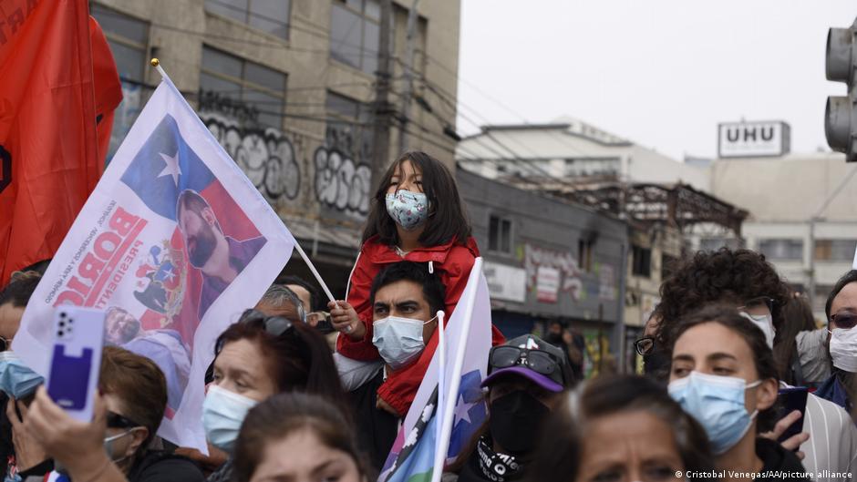 Die Presse auf Deutsch: Die Welpenrevolution in Chile″ | Die wichtigsten Nachrichten und Analysen in Lateinamerika | DW Die Presse auf Deutsch: Die Welpenrevolution in Chile″ | Die wichtigsten Nachrichten und Analysen in Lateinamerika | DW