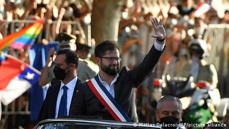 Χιλή: Το "ροζ κύμα" έχει γκριζάρει